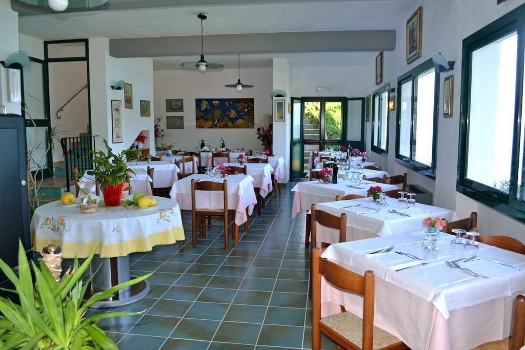 Hotel Scoglio Bianco Портоферрайо Екстер'єр фото