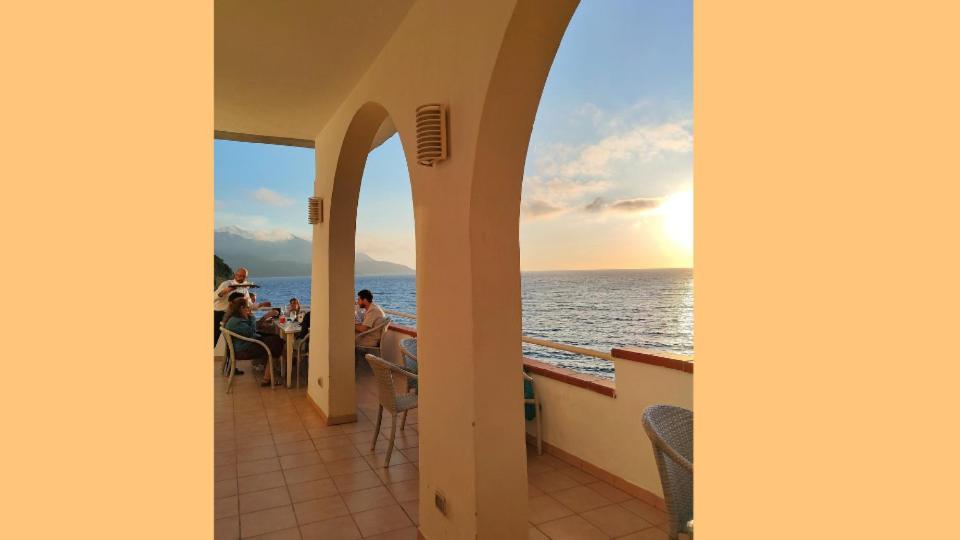 Hotel Scoglio Bianco Портоферрайо Екстер'єр фото