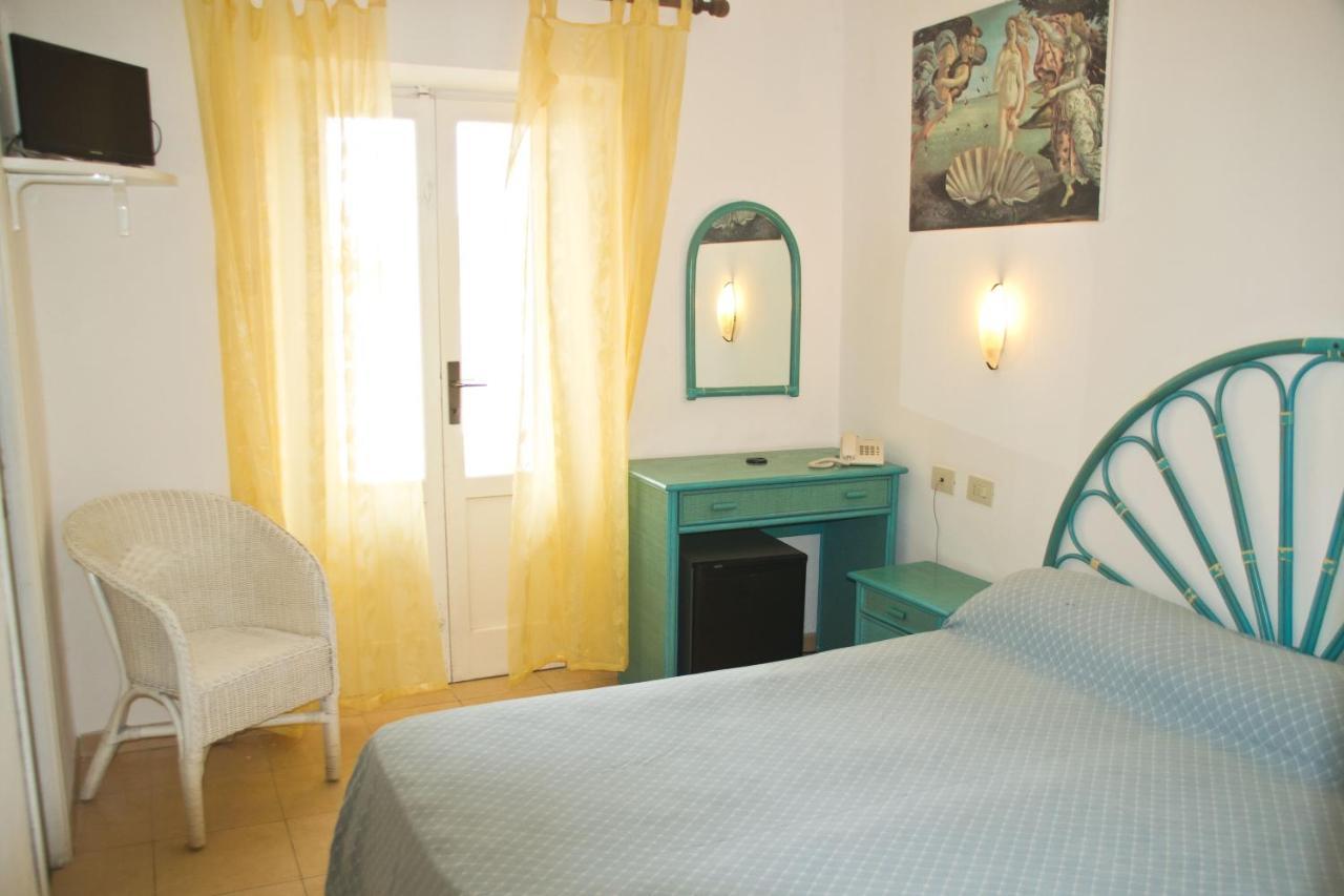 Hotel Scoglio Bianco Портоферрайо Екстер'єр фото